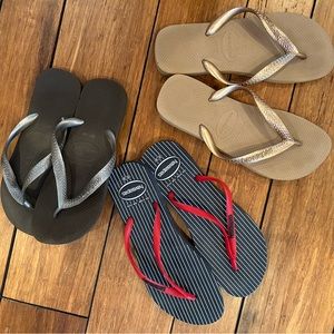 Lot of havaianas  flip flops.